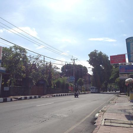 Hotel Dupa Lovina  Ngoại thất bức ảnh